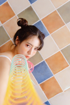 离婚和父亲过夫妻一起住好吗